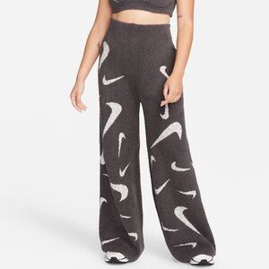 NIKE Phoenix Cozy Bouclé Wide Leg Pants